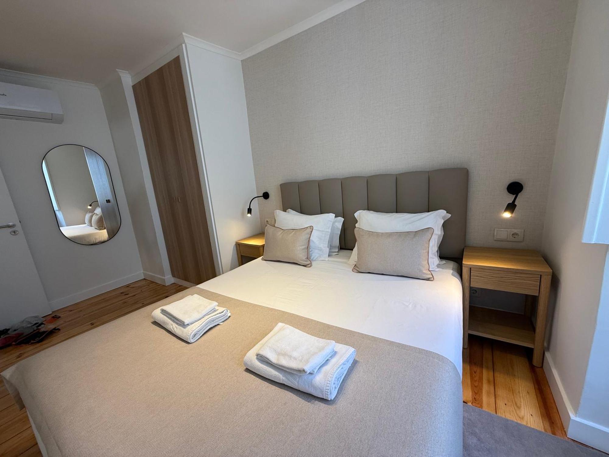 C1 Remodeld Beautiful Charming 2Br Apartment - Bairro Alto Lisboa Dış mekan fotoğraf